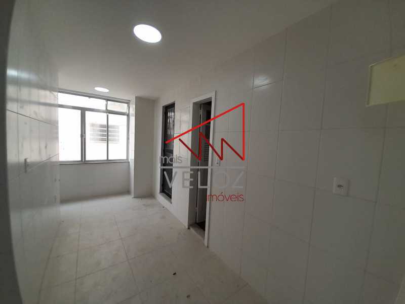 Apartamento à venda com 3 quartos, 95m² - Foto 12