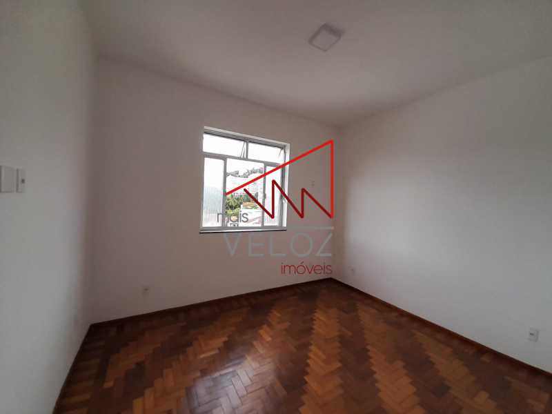 Apartamento à venda com 3 quartos, 95m² - Foto 4