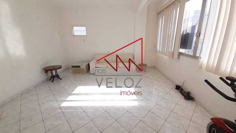 Apartamento à venda com 3 quartos, 81m² - Foto 4