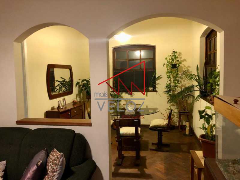 Apartamento à venda com 2 quartos, 85m² - Foto 9