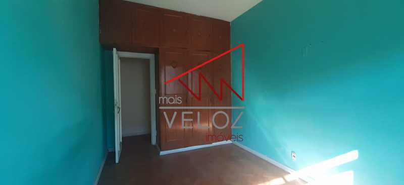 Apartamento à venda com 3 quartos, 97m² - Foto 11