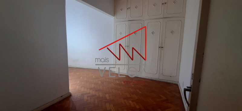 Apartamento à venda com 3 quartos, 97m² - Foto 12