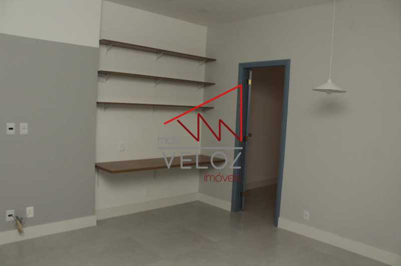 Apartamento à venda com 1 quarto, 40m² - Foto 11