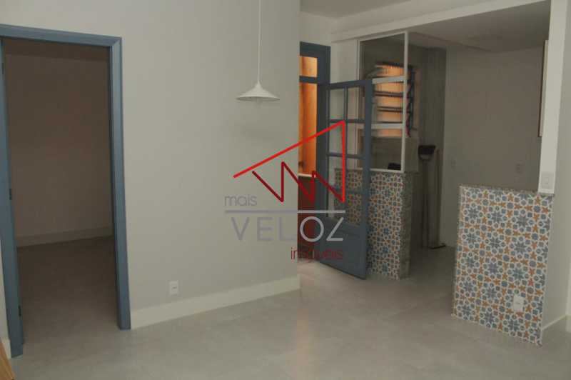 Apartamento à venda com 1 quarto, 40m² - Foto 9