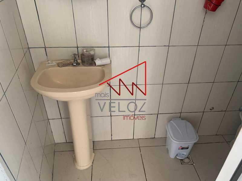 Apartamento à venda com 2 quartos, 45m² - Foto 12