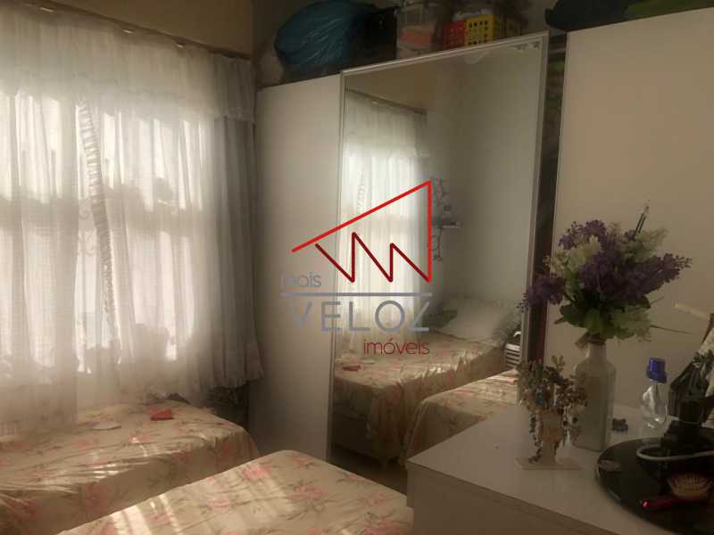 Apartamento à venda com 1 quarto, 50m² - Foto 15