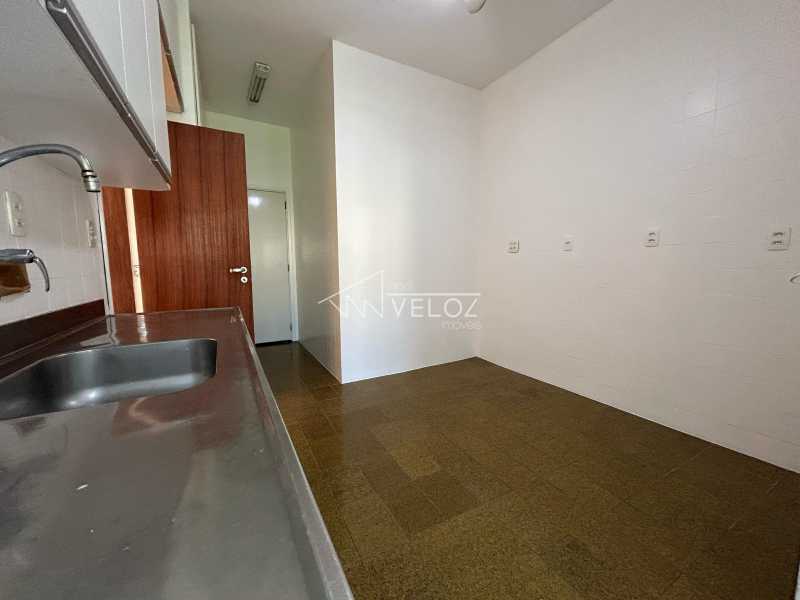 Apartamento à venda com 3 quartos, 127m² - Foto 29