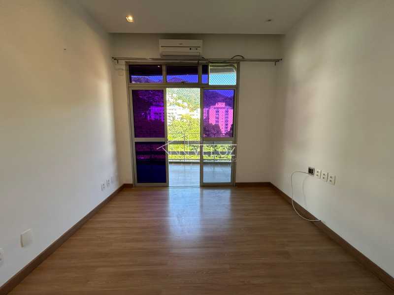 Apartamento à venda com 3 quartos, 127m² - Foto 9