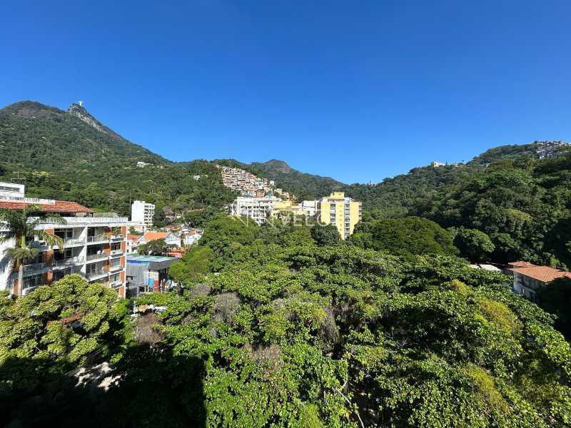 Apartamento à venda com 3 quartos, 127m² - Foto 15