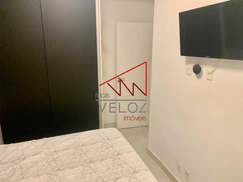 Apartamento à venda com 1 quarto, 50m² - Foto 12