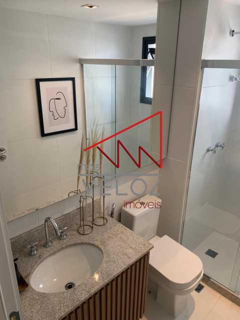 Apartamento à venda com 4 quartos, 204m² - Foto 5