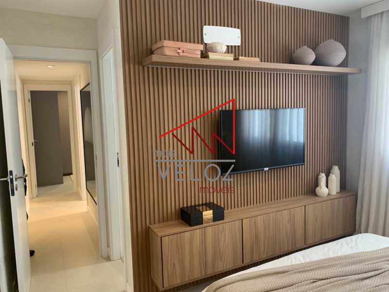 Apartamento à venda com 4 quartos, 204m² - Foto 11