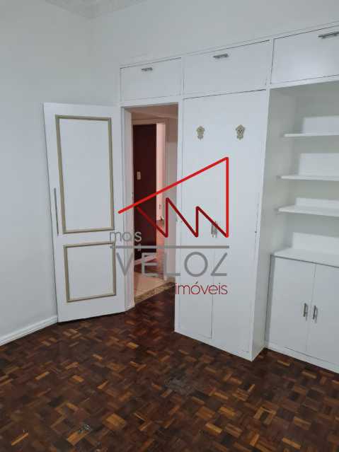 Apartamento à venda com 3 quartos, 120m² - Foto 17