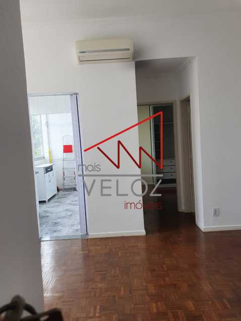 Apartamento à venda com 1 quarto, 47m² - Foto 5