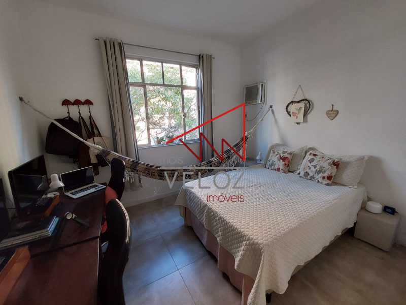 Apartamento à venda com 2 quartos, 60m² - Foto 4