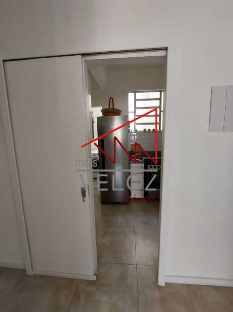 Apartamento à venda com 2 quartos, 60m² - Foto 9