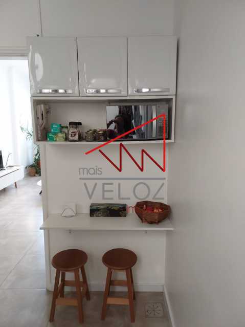 Apartamento à venda com 2 quartos, 60m² - Foto 12