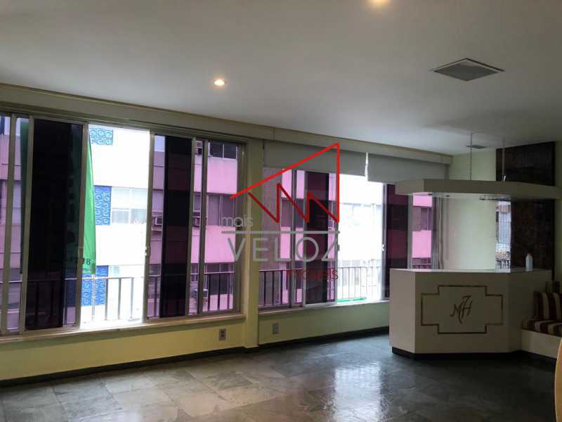 Apartamento à venda com 3 quartos, 223m² - Foto 5