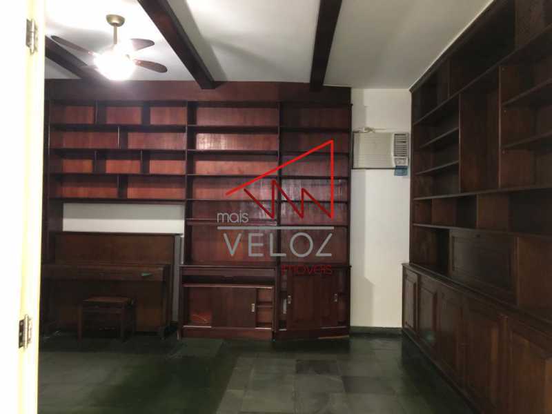 Apartamento à venda com 3 quartos, 223m² - Foto 25