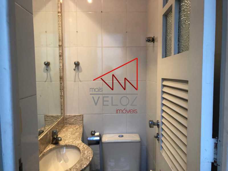 Apartamento à venda com 3 quartos, 223m² - Foto 28