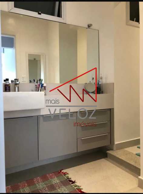 Apartamento à venda com 2 quartos, 70m² - Foto 18