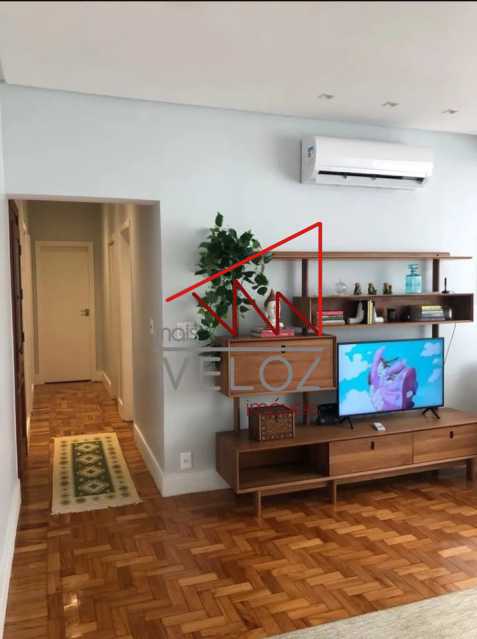 Apartamento à venda com 2 quartos, 70m² - Foto 1