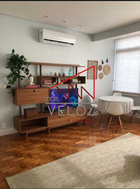 Apartamento à venda com 2 quartos, 70m² - Foto 5