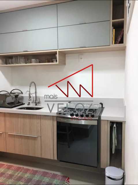 Apartamento à venda com 2 quartos, 70m² - Foto 17