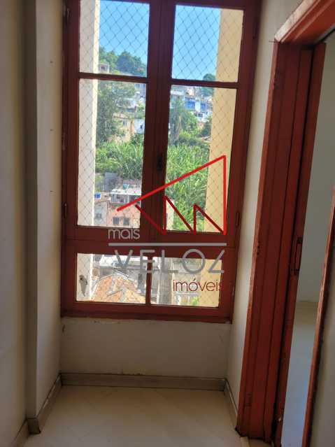 Apartamento à venda com 1 quarto, 44m² - Foto 4