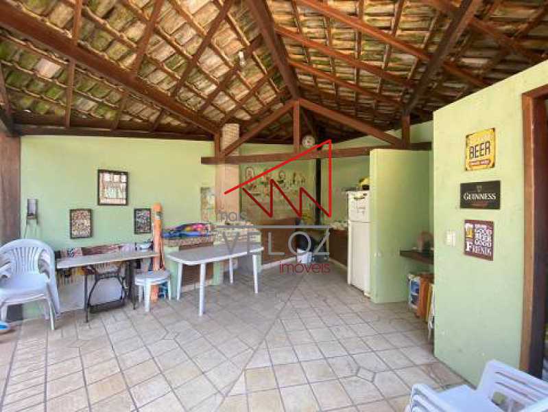 Casa à venda com 3 quartos, 213m² - Foto 4