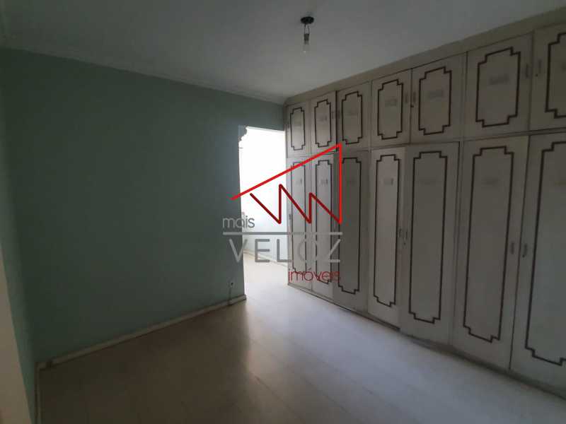 Apartamento à venda com 3 quartos, 110m² - Foto 3