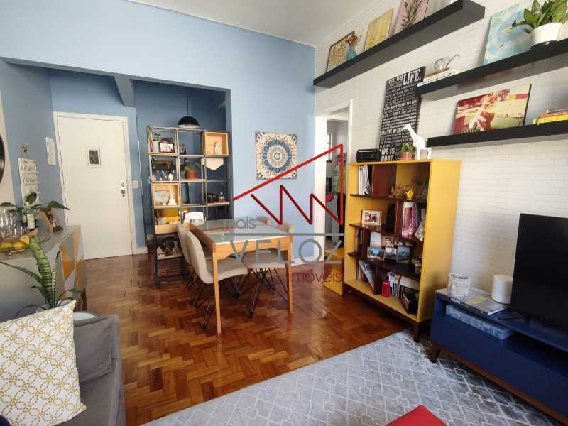 Apartamento à venda com 1 quarto, 52m² - Foto 2