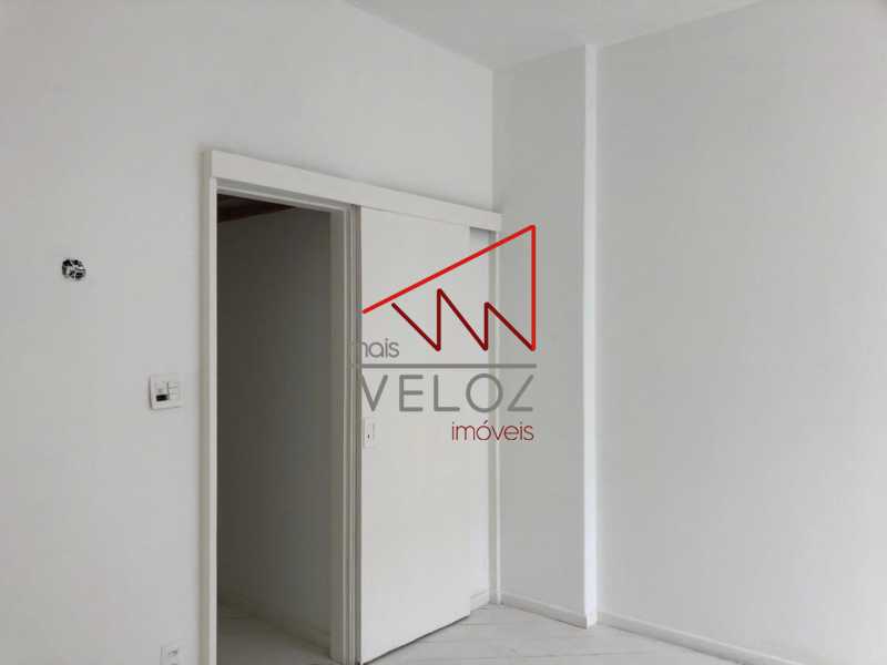 Apartamento à venda com 2 quartos, 66m² - Foto 1