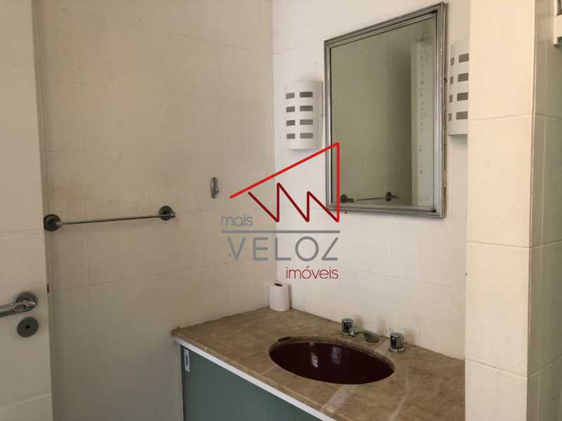 Apartamento à venda com 2 quartos, 66m² - Foto 19