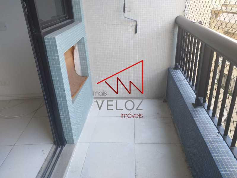 Apartamento à venda com 2 quartos, 85m² - Foto 13