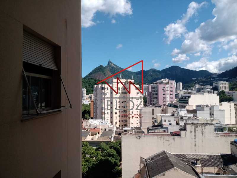 Apartamento à venda com 2 quartos, 96m² - Foto 1