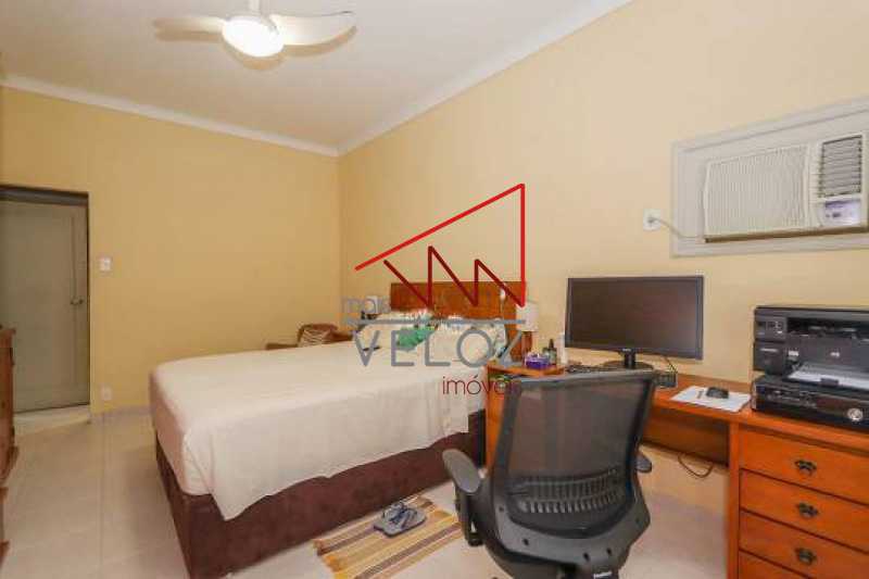 Apartamento à venda com 4 quartos, 207m² - Foto 17