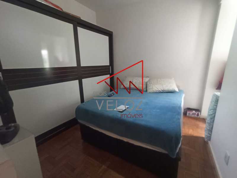 Apartamento à venda com 3 quartos, 85m² - Foto 13