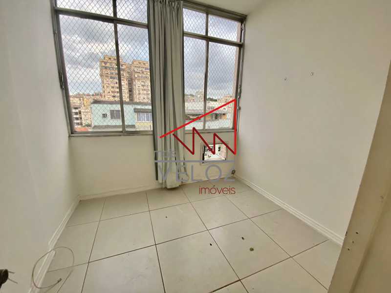 Apartamento à venda com 1 quarto, 30m² - Foto 17