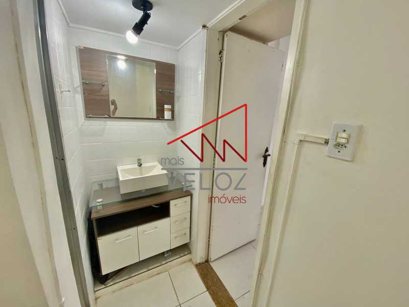 Apartamento à venda com 1 quarto, 30m² - Foto 27