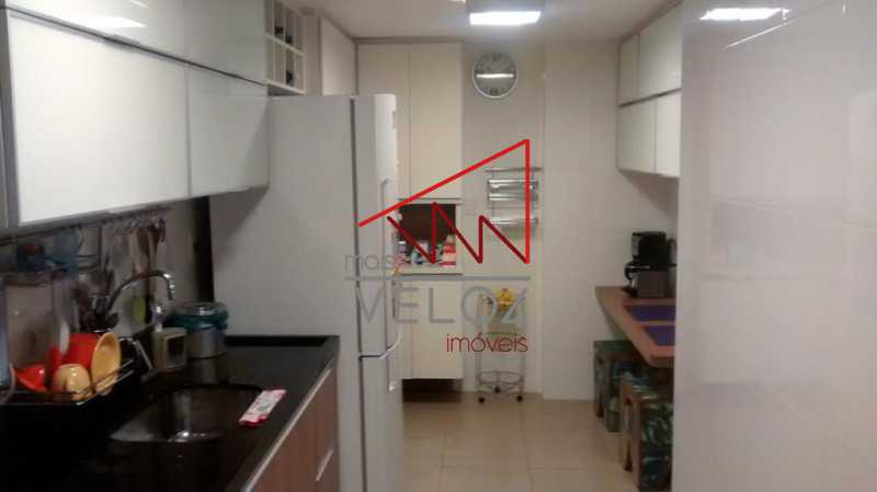 Apartamento à venda com 3 quartos, 111m² - Foto 7