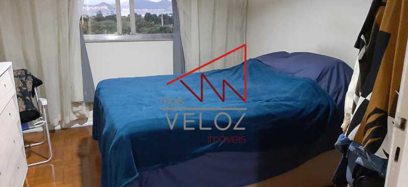 Apartamento à venda com 1 quarto, 48m² - Foto 11