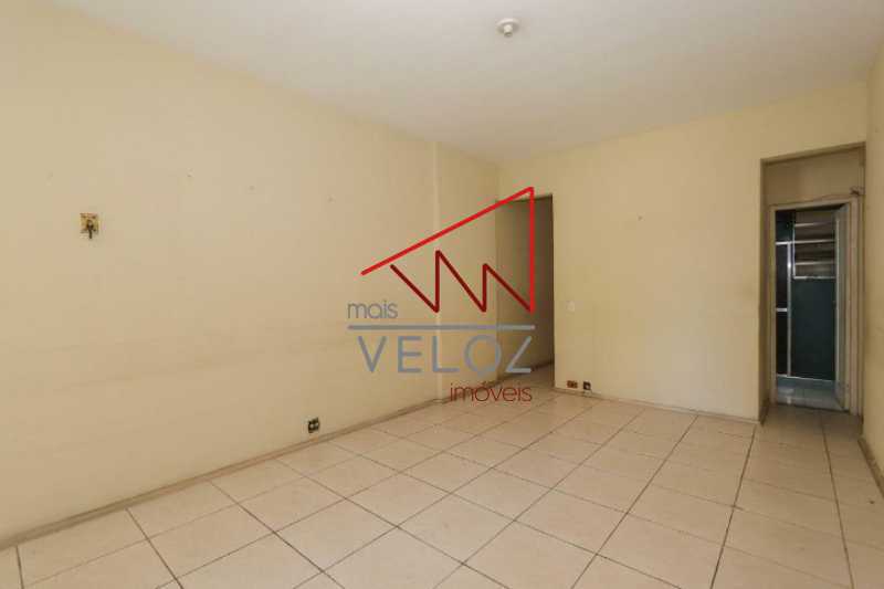 Apartamento à venda com 3 quartos, 91m² - Foto 17