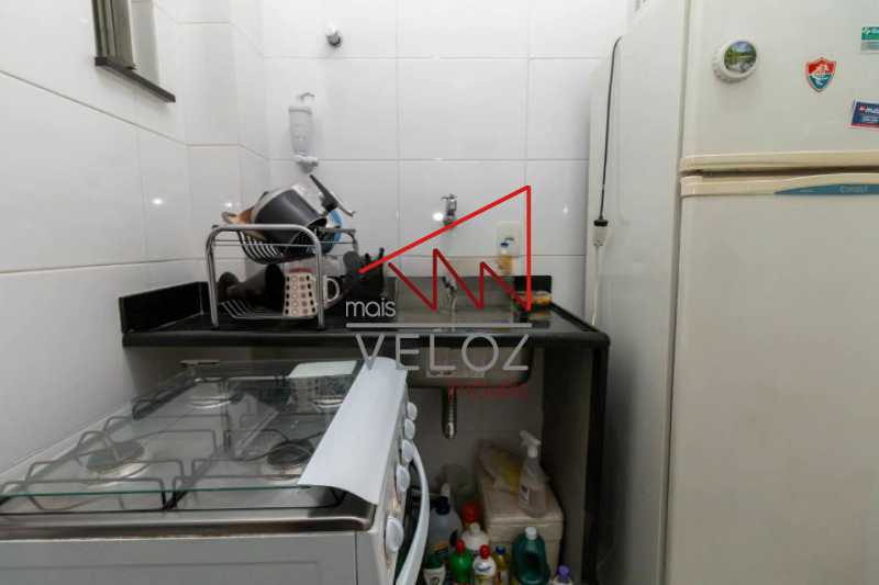 Apartamento à venda com 1 quarto, 40m² - Foto 10