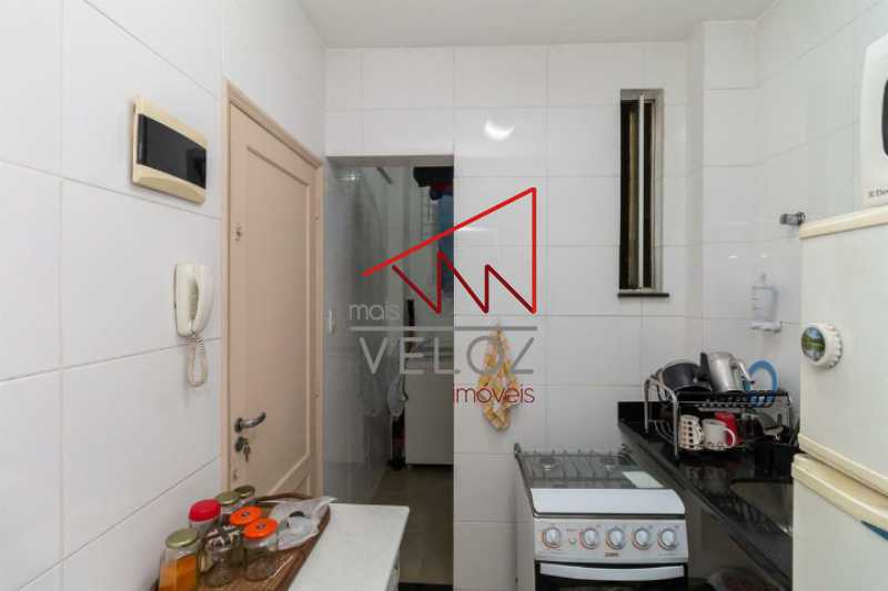 Apartamento à venda com 1 quarto, 40m² - Foto 12