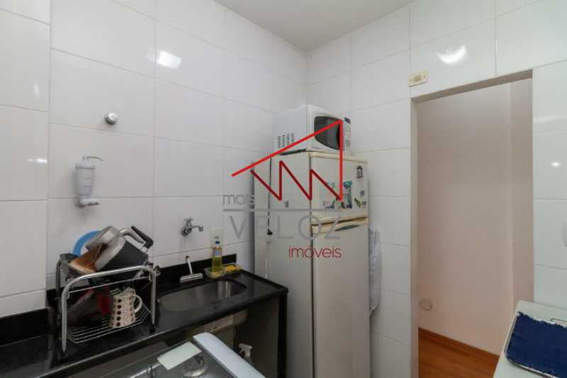 Apartamento à venda com 1 quarto, 40m² - Foto 11