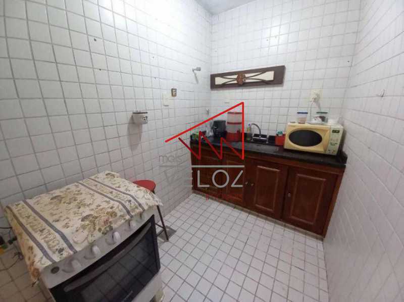 Apartamento à venda com 2 quartos, 65m² - Foto 13