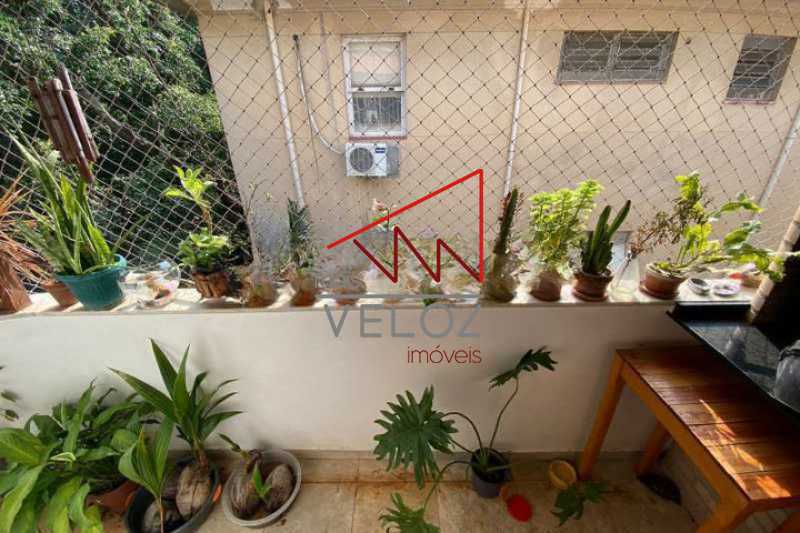 Apartamento à venda com 3 quartos, 125m² - Foto 4