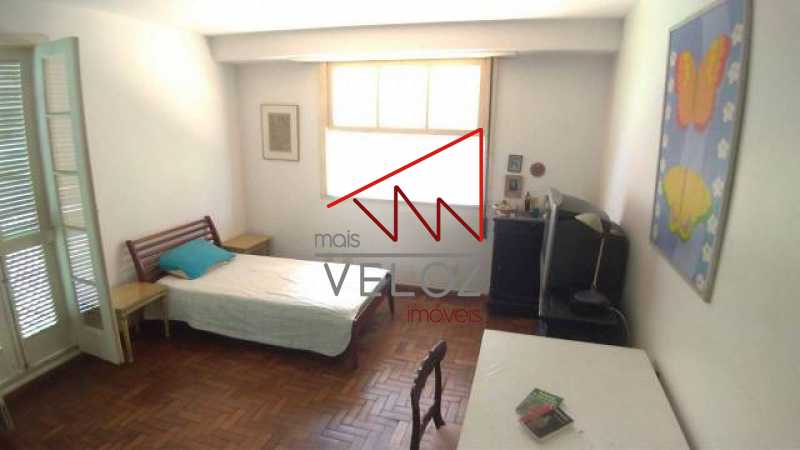 Casa à venda com 4 quartos, 325m² - Foto 11