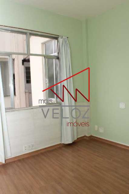 Apartamento à venda com 3 quartos, 90m² - Foto 9